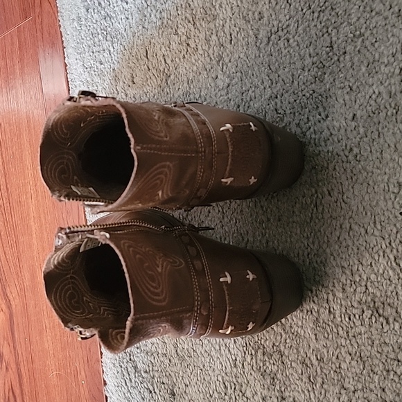 Cowboy Ankle Boots - Picture 2 of 10